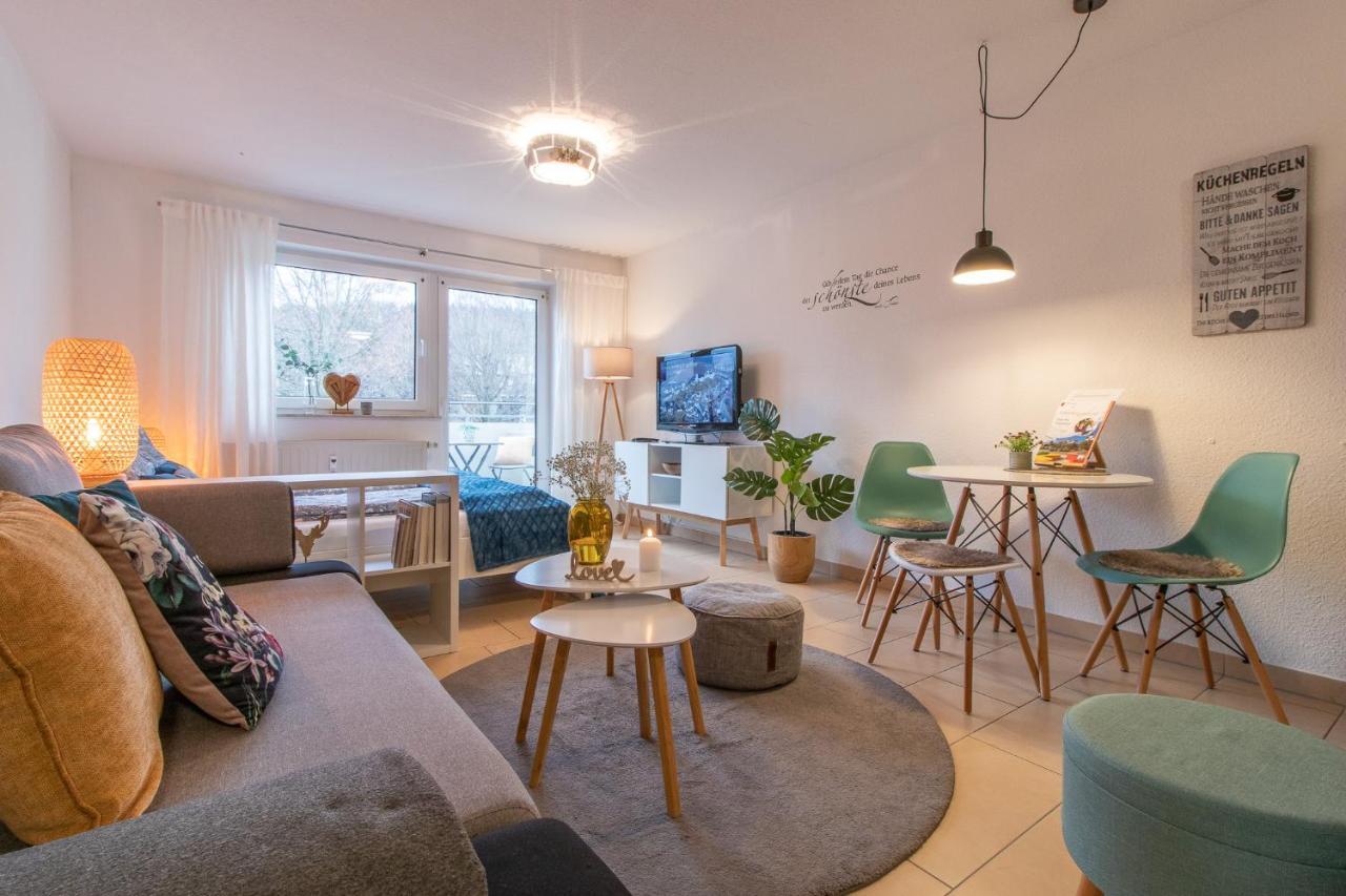 Modernes Apartment Im Gruenen I Balkon I Wlan I Stellplatz Schwarzenberg  Luaran gambar